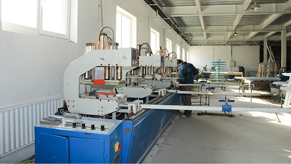 引進(jìn)德國自動(dòng)化設(shè)備